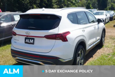 More photos of 2022 Hyundai Santa Fe SEL at ALM Hyundai Lumberton, NC