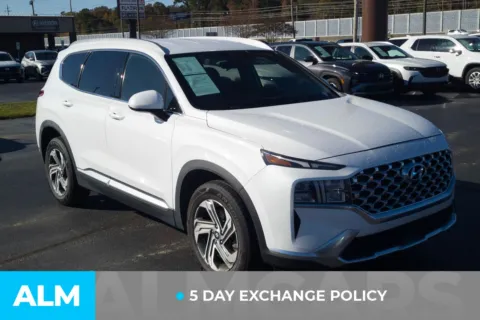 More photos of 2022 Hyundai Santa Fe SEL at ALM Hyundai Lumberton, NC