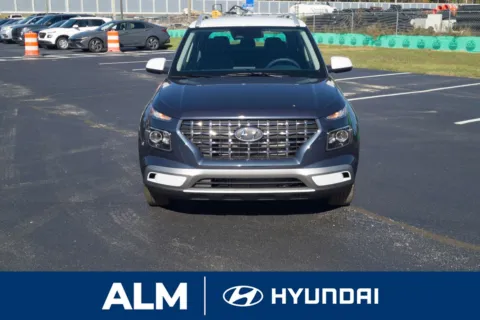 Photos of 2026 Hyundai Venue SEL for sale in Lumberton, NC at ALM Hyundai Lumberton