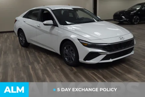 More photos of 2024 Hyundai Elantra Hybrid Blue at ALM Hyundai Lumberton, NC