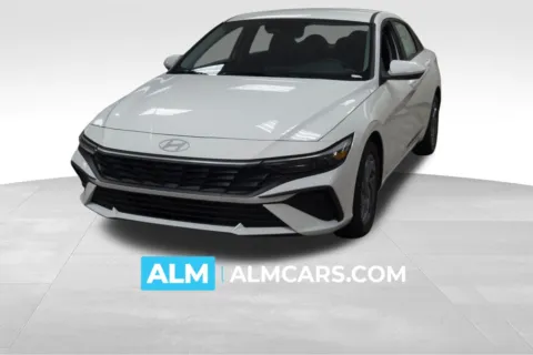 White 2024 Hyundai Elantra Hybrid Blue for sale in Lumberton, NC