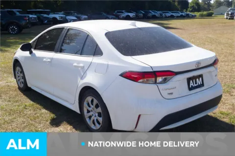 More photos of 2022 Toyota Corolla LE at ALM Hyundai Lumberton, NC