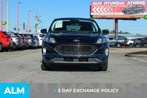 More photos of 2022 Ford Escape SEL at ALM Hyundai Lumberton, NC