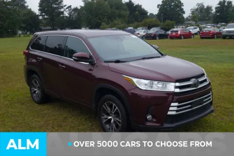 Another view of 2017 Toyota Highlander LE Plus for sale in Lumberton, NC at ALM Hyundai Lumberton