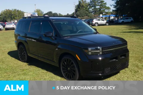More photos of 2025 Hyundai Santa Fe Calligraphy at ALM Hyundai Lumberton, NC