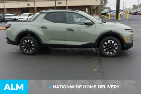 More photos of 2025 Hyundai Santa Cruz SEL at ALM Hyundai Lumberton, NC