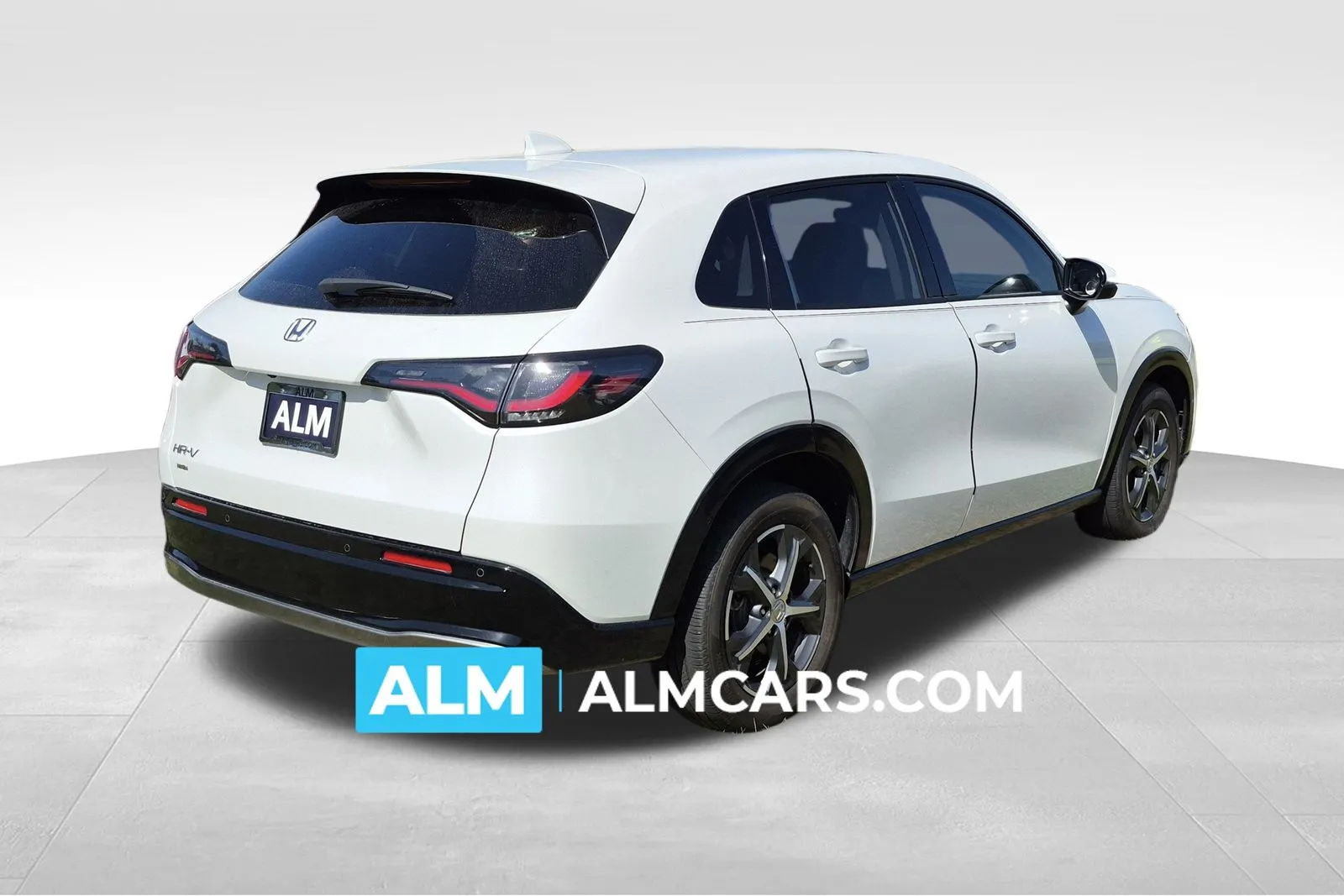 Black 2023 Honda HR-V EX-L for sale in Lumberton, NC