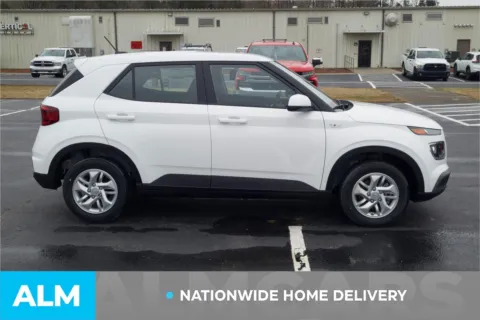 More photos of 2025 Hyundai Venue SE at ALM Hyundai Lumberton, NC