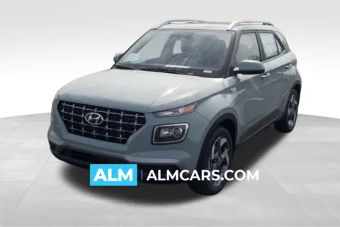 Green 2025 Hyundai Venue SEL for sale in Lumberton, NC