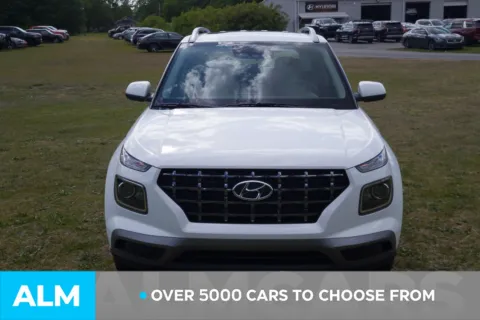 Another view of 2025 Hyundai Venue SEL for sale in Lumberton, NC at ALM Hyundai Lumberton