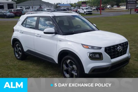 More photos of 2025 Hyundai Venue SEL at ALM Hyundai Lumberton, NC