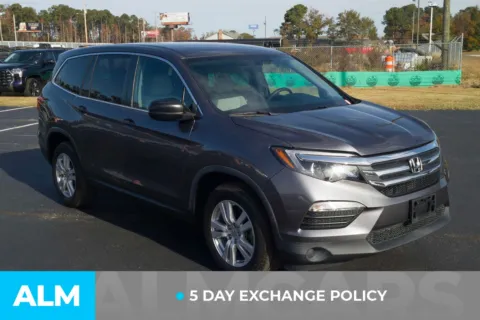 More photos of 2018 Honda Pilot LX at ALM Hyundai Lumberton, NC
