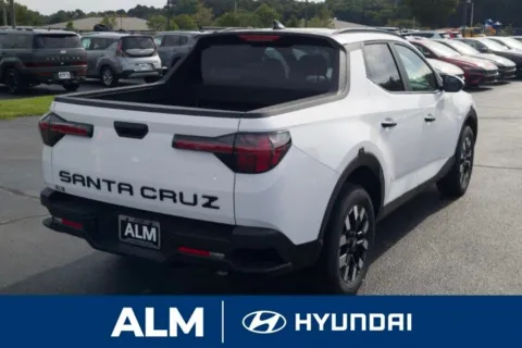 More photos of 2026 Hyundai Santa Cruz SEL at ALM Hyundai Lumberton, NC