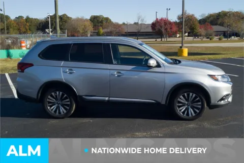 More photos of 2019 Mitsubishi Outlander ES at ALM Hyundai Lumberton, NC