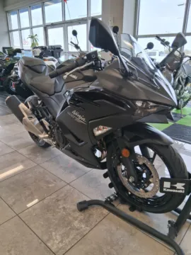 Photos of 2026 Kawasaki Ninja 500 ABS for sale in Brownsville, TX at Tipton Motorsports