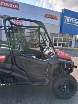 More photos of 2025 Honda Pioneer 1000-5 at Tipton Motorsports, TX