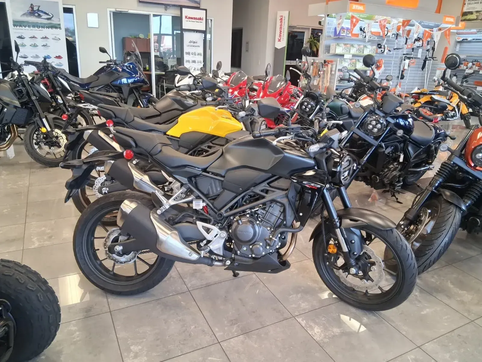 Silver 2025 HONDA CB300R ABS for sale in Brownsville, TX