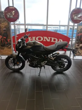 Silver 2025 Honda CB300R ABS for sale in Brownsville, TX