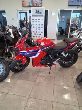 Photos of 2025 HONDA CBR500R ABS for sale in Brownsville, TX at Tipton Motorsports