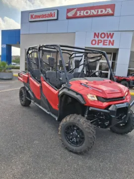 Photos of 2025 Honda Pioneer 1000-6 Crew Deluxe for sale in Brownsville, TX at Tipton Motorsports
