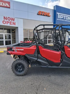 Another view of 2025 Honda Pioneer 1000-6 Crew Deluxe for sale in Brownsville, TX at Tipton Motorsports