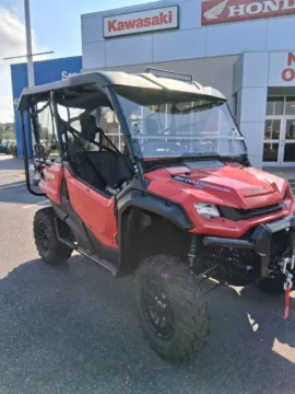 Photos of 2025 HONDA Pioneer 1000-5 Deluxe for sale in Brownsville, TX at Tipton Motorsports