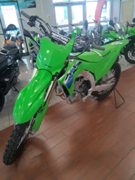 More photos of 2026 Kawasaki KX 250 at Tipton Motorsports, TX