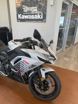 Photos of 2026 Kawasaki Ninja 650 ABS for sale in Brownsville, TX at Tipton Motorsports