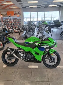 More photos of 2026 Kawasaki Ninja 500 SE ABS at Tipton Motorsports, TX