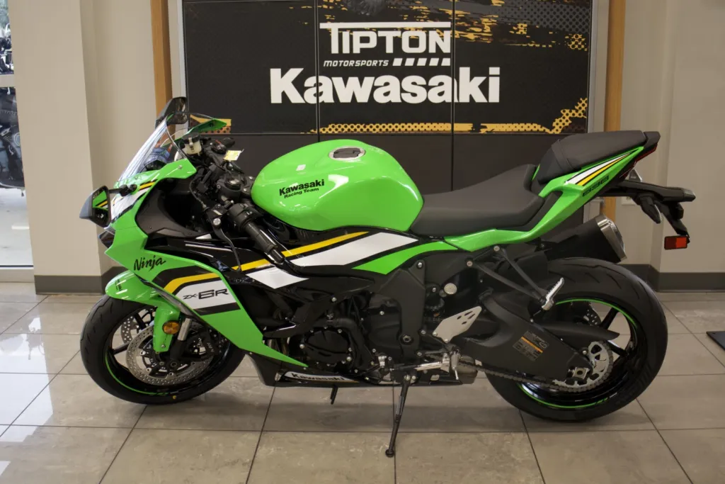 New 2025 Kawasaki Ninja ZX-6R KRT Edition ABS, Versailles
