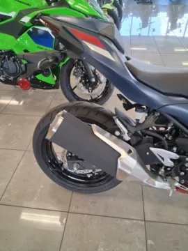 More photos of 2026 Kawasaki NINJA 500 SE ABS at Tipton Motorsports, TX