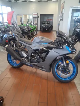 More photos of 2026 Kawasaki NINJA ZX-6R ABS at Tipton Motorsports, TX