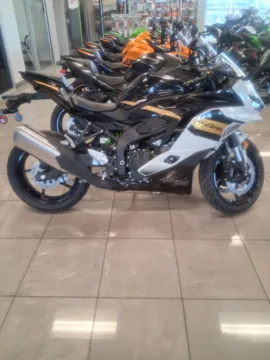 Photos of 2026 Kawasaki Ninja ZX-4RR ABS for sale in Brownsville, TX at Tipton Motorsports