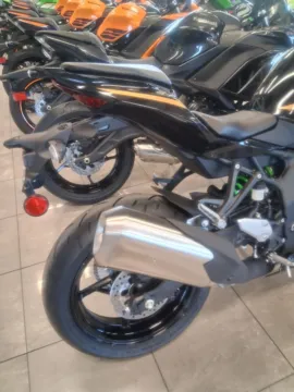 More photos of 2026 Kawasaki Ninja ZX-4RR ABS at Tipton Motorsports, TX