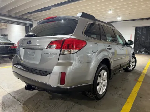 More photos of 2011 Subaru Outback 2.5i Limited at 101 Motors, NJ