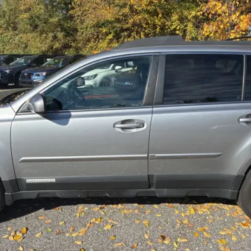 More photos of 2011 Subaru Outback 2.5i Limited at 101 Motors, NJ
