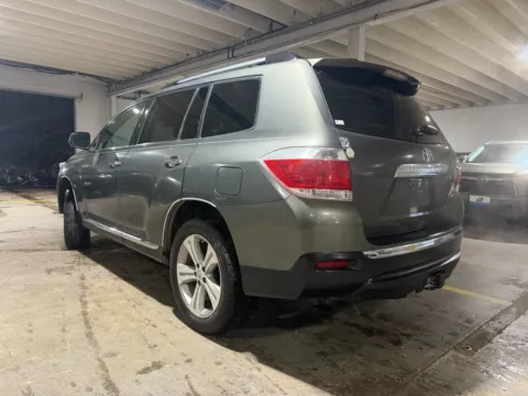 Another view of 2012 Toyota Highlander Limited V6 for sale in Carlstadt, NJ at 101 Motors