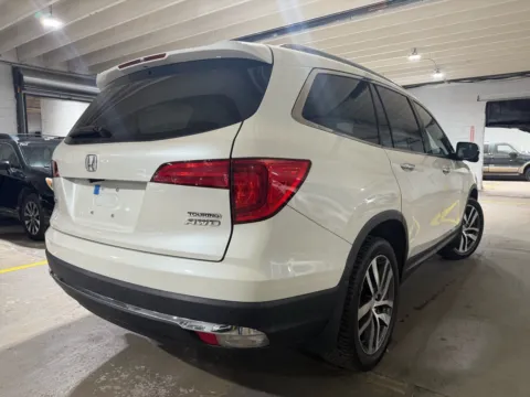 More photos of 2016 Honda Pilot Touring at 101 Motors, NJ