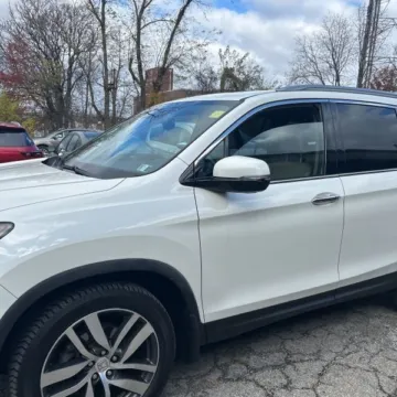 Photos of 2016 Honda Pilot Touring for sale in Carlstadt, NJ at 101 Motors