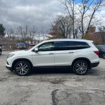 Another view of 2016 Honda Pilot Touring for sale in Carlstadt, NJ at 101 Motors
