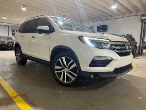 More photos of 2016 Honda Pilot Touring at 101 Motors, NJ