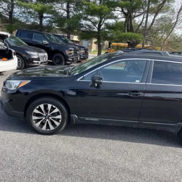 More photos of 2017 Subaru Outback 2.5i Limited at 101 Motors, NJ