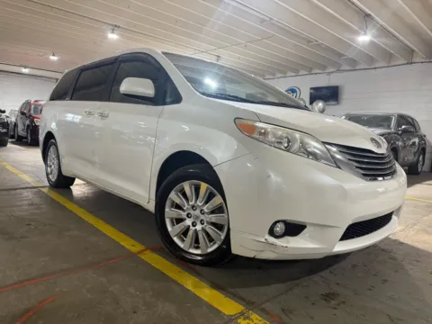 More photos of 2015 Toyota Sienna XLE Premium 7 Passenger at 101 Motors, NJ