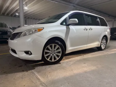 Photos of 2015 Toyota Sienna XLE Premium 7 Passenger for sale in Carlstadt, NJ at 101 Motors