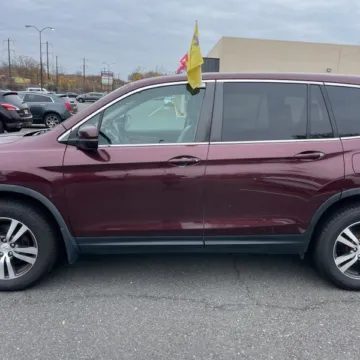 More photos of 2017 Honda Pilot EX-L at 101 Motors, NJ