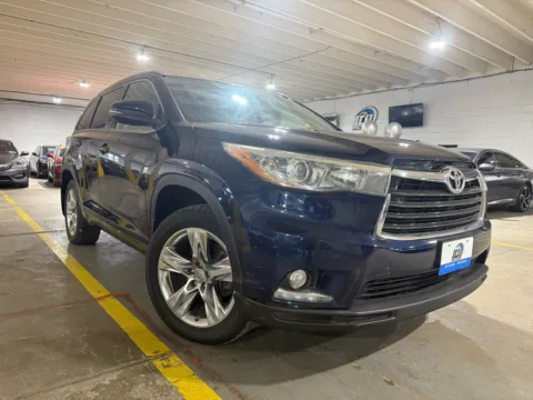 More photos of 2015 Toyota Highlander Limited V6 at 101 Motors, NJ