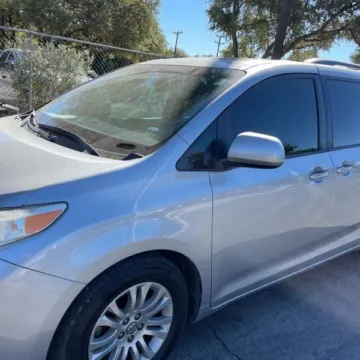 Photos of 2016 Toyota Sienna XLE 8 Passenger for sale in Carlstadt, NJ at 101 Motors