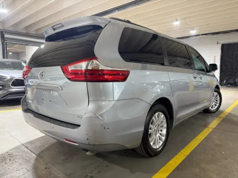 More photos of 2016 Toyota Sienna XLE 8 Passenger at 101 Motors, NJ