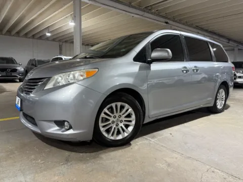 Photos of 2016 Toyota Sienna XLE 8 Passenger for sale in Carlstadt, NJ at 101 Motors