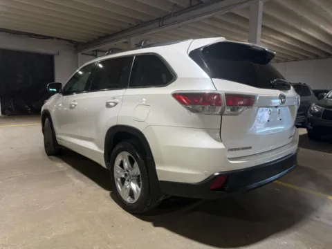 Another view of 2016 Toyota Highlander Limited V6 for sale in Carlstadt, NJ at 101 Motors